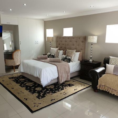 Pongola Road Self Catering Accommodation Uitenhage 外观 照片