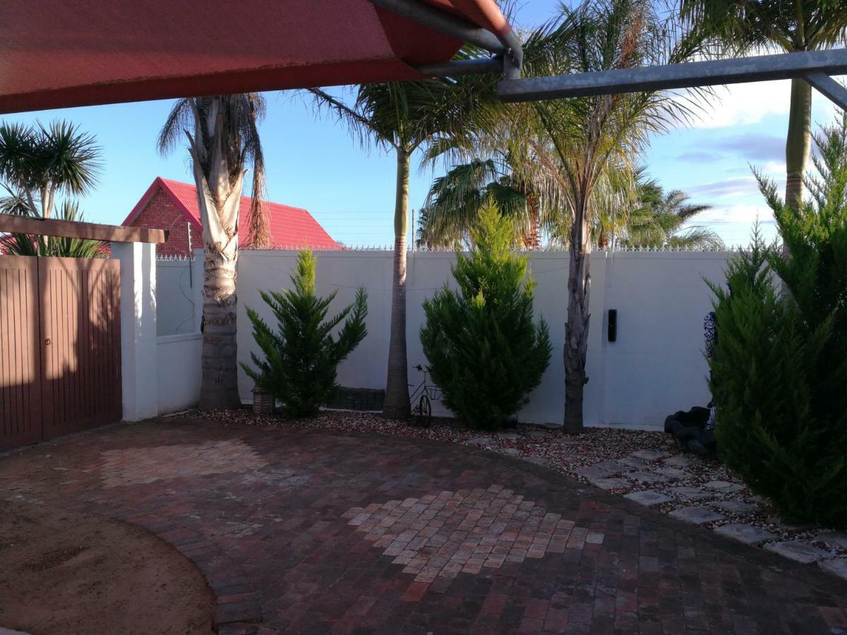Pongola Road Self Catering Accommodation Uitenhage 外观 照片