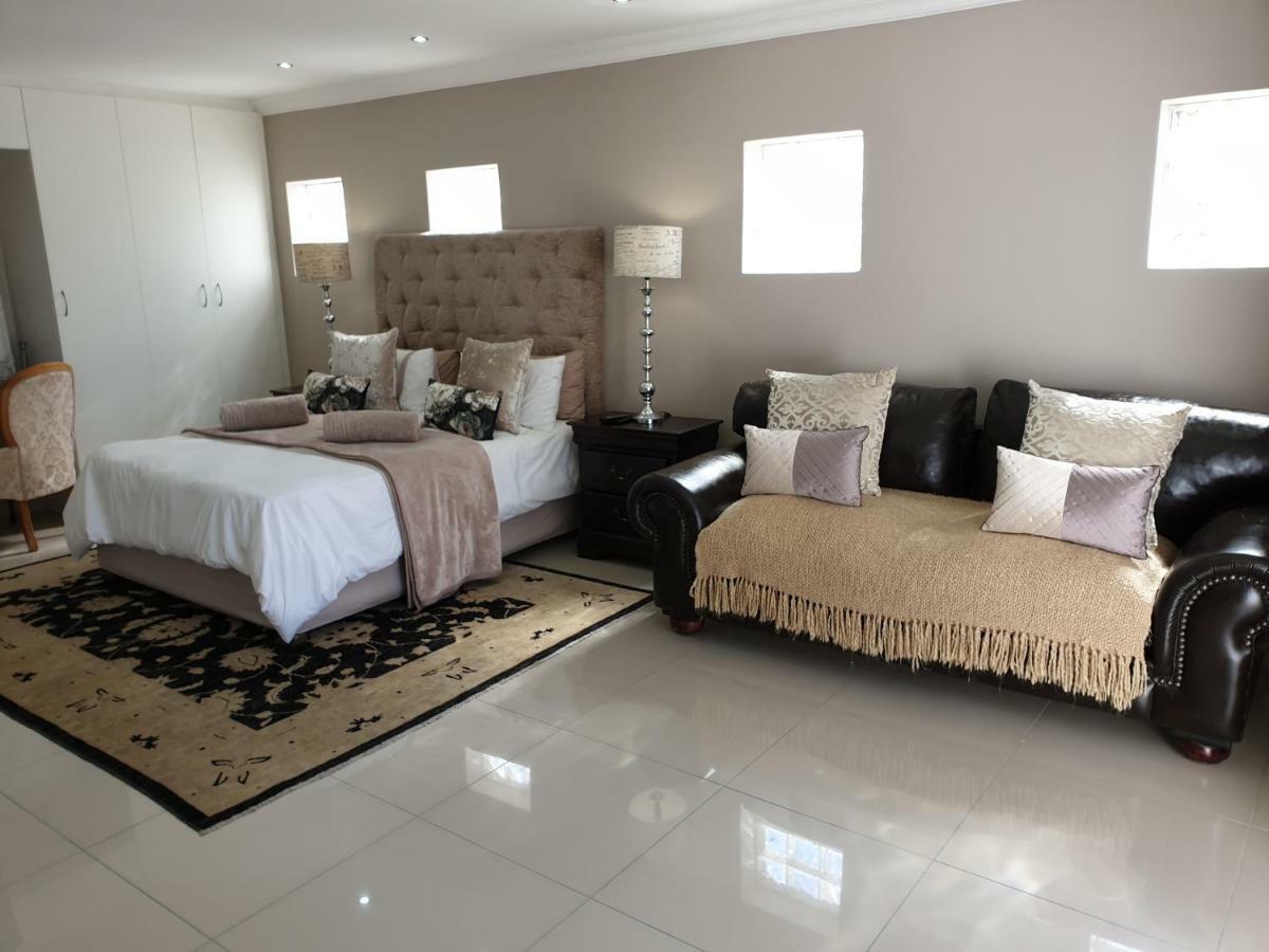 Pongola Road Self Catering Accommodation Uitenhage 外观 照片