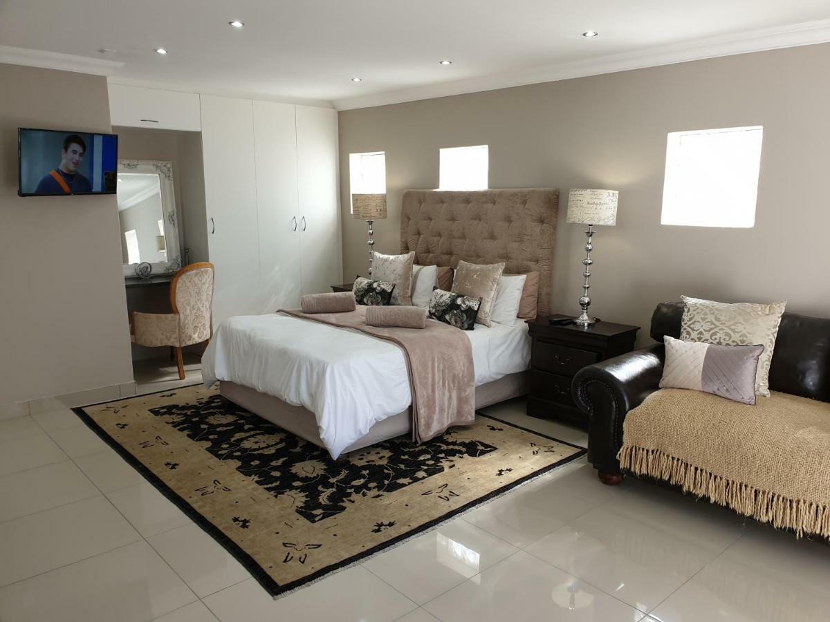 Pongola Road Self Catering Accommodation Uitenhage 外观 照片