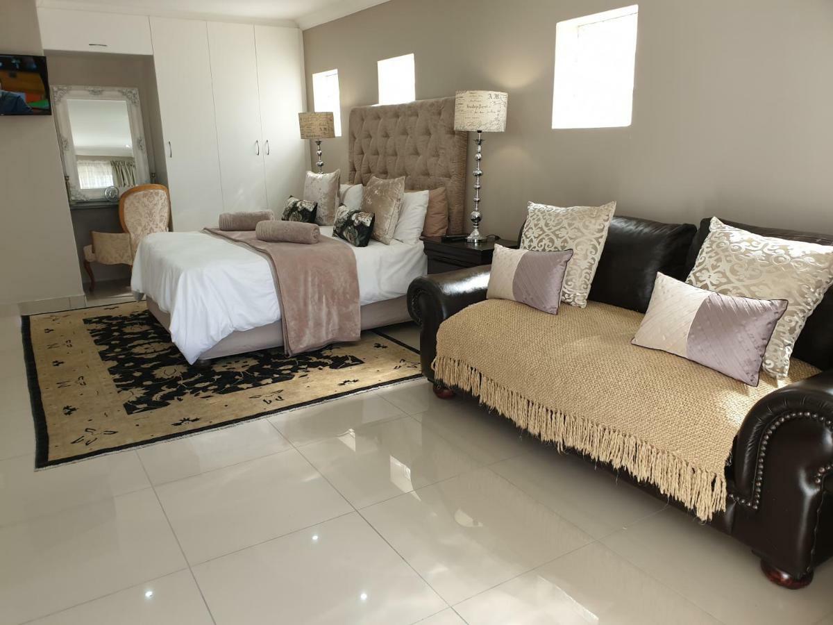 Pongola Road Self Catering Accommodation Uitenhage 外观 照片